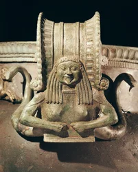 Krater, détail de la poignée, de la nécropole de Trebeniste, lac Ohrid, Macédoine